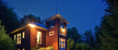 Wilson Schoolhouse Inn