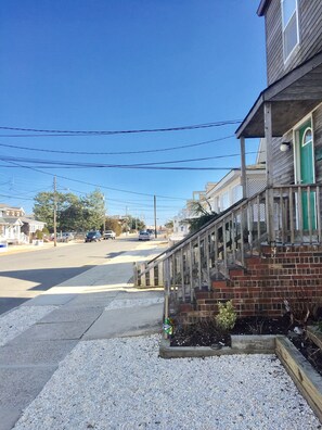 Photo of Beach House from driveway towards the beach front of house