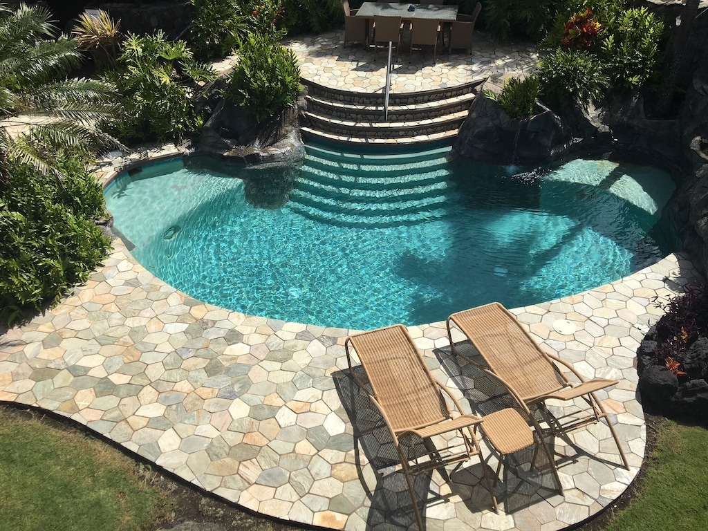 Hilo vacation rental with pool
