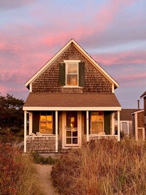 Welcome to Corn Hill Cottage #8, a historic cottage from 1895.