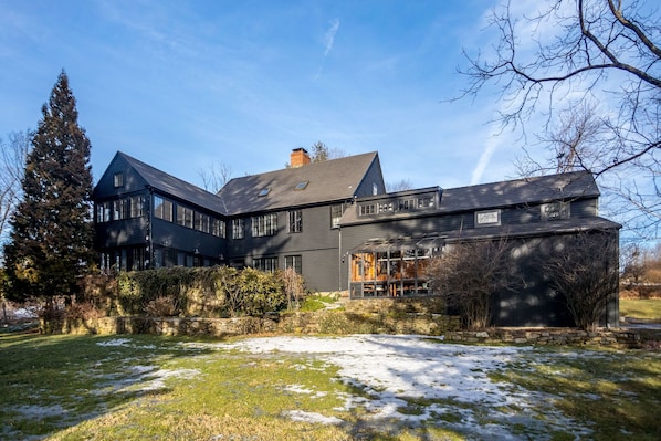 Sweetbrier Farm, built 1793