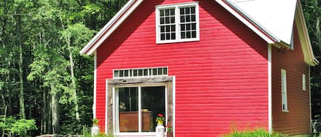 The Catskills Red Barn