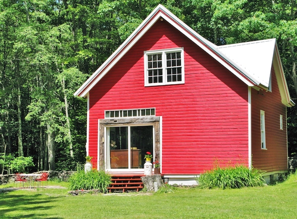 The Catskills Red Barn