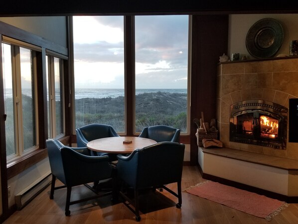 Beautiful ocean views! Game table, wood burning fireplace.