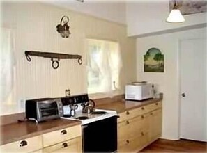 Country kitchen