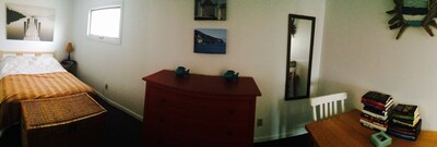 Walking Distance to New Buffalo Beach, Marina, Shopping, Restaurants & Bars!!