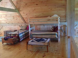 Amish built bunkbeds in  huge loft, Amish games