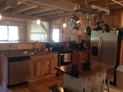 Gorgeous, Amish-Built Post and Beam Cabin on 10 acres, relax and unplug!