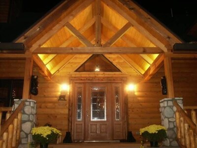 Bloomington In Vacation Rentals Cabin Rentals More Vrbo