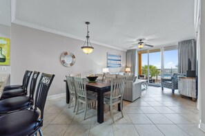 Dining area and breakfast bar