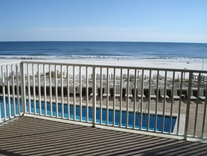 View from the LARGE PATIO, LIVING ROOM & MASTERBEDROOM 
Can't get a better view