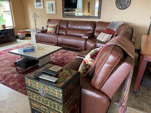 Leather sofa with 4 recliners