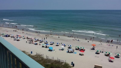 A Slice of Paradise!  -  Direct Oceanfront condo