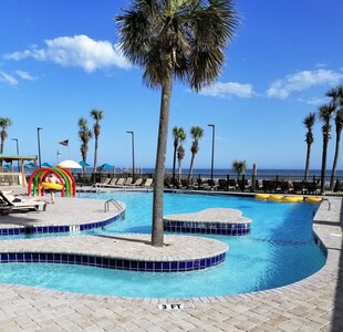 A Slice of Paradise!  -  Direct Oceanfront condo