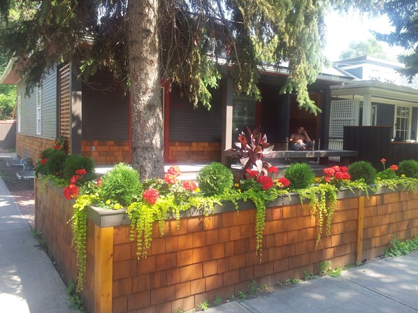 Happy hour on the front deck followed by a BBQ!!