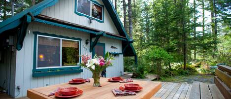 Perfect al fresco dining during the summer