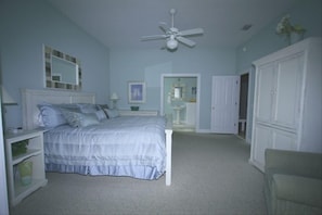 Master Bedroom One /King Size Bed, Private Bath,whirlpool tub,TV/DVD,balcony