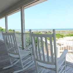 Covered Oceanfront Deck