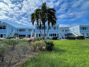 Beautifully renovated exterior
