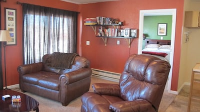 Peaceful Country Living, Near Colorado Springs and Castle Rock, Great Views! 