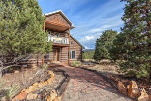 Enjoy panoramic views and endless blue skies from every corner of the property.