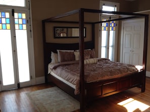 Master bedroom - King size bed