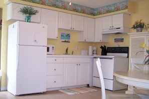 All the kitchen items you'll need are here.