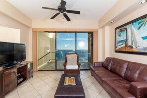 Living Area (1)