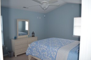 Master Bedroom with new Queen mattress. All new furniture. Vaulted ceiling .