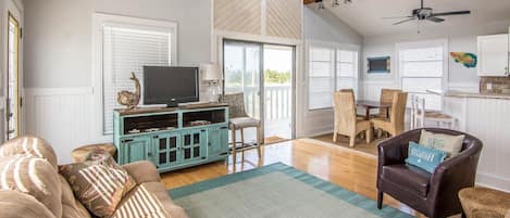 Living Room Open to Kitchen