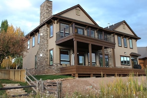 Back of home, 550 sq ft of deck