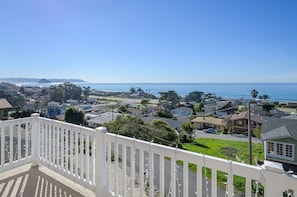Panoramic view south to Morro Rock