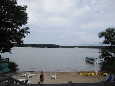 Relax & Have Fun..you Deserve It! Cozy Remodeled 1 Bdrm Condo On Lake Delton