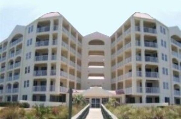 Surf Club 1