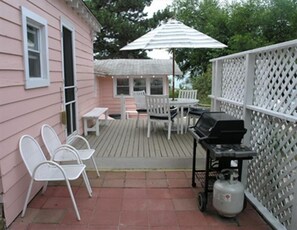 Deck/Patio View Facing Lake