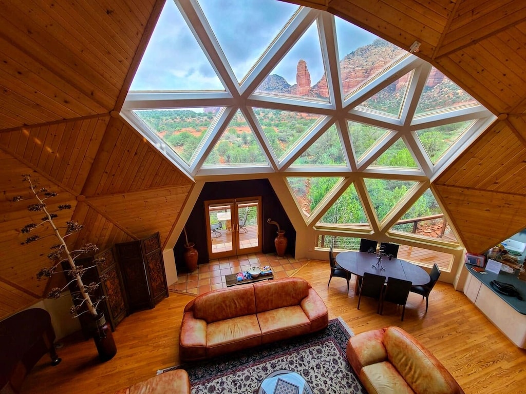 STUNNING 5 STAR SEDONA GEO DOME WITH AWESOME RED ROCK VIEWS! - Oak Creek