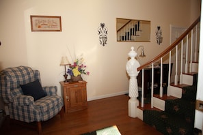 Front entry way into the Guesthouse.