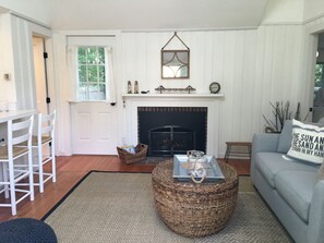 Cozy living room 