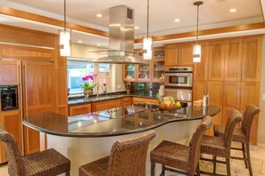 Beautiful, Gourmet Kitchen With Ocean View.
