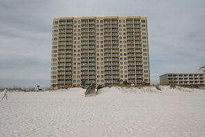 Located right on the Gulf of Mexico