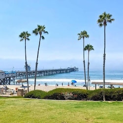 San Clemente pier and beach are world-class.
