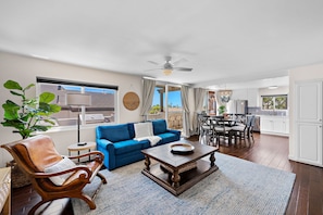 Bright and open floor plan with lots of natural light. Huge sliding doors provide a light sea breeze and easy access to the deck.