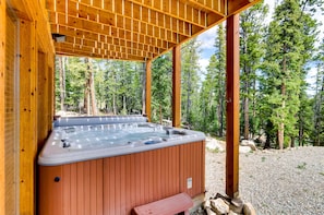 Outside there is a new hot tub to relax in after a day of skiing, boarding or hiking. The views are fabulous!