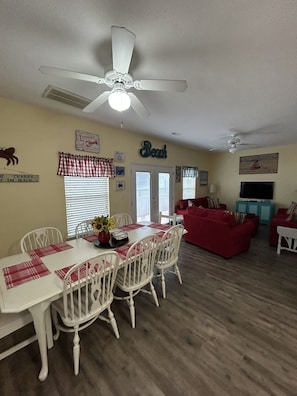 Dining Room/Living Room