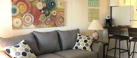 den with queen sleeper sofa