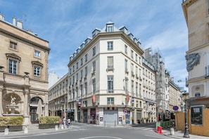 Esterni
