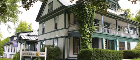 Renovated historic inn with Vermont craftsmanship, modern kitchens and bathrooms