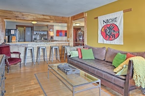 West Wing living room- Bright, warm comfortable. spacious
