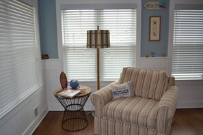  A reading nook  in the living room