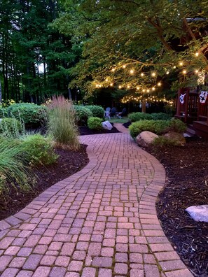 Walkway to fire pit; seating for 8+